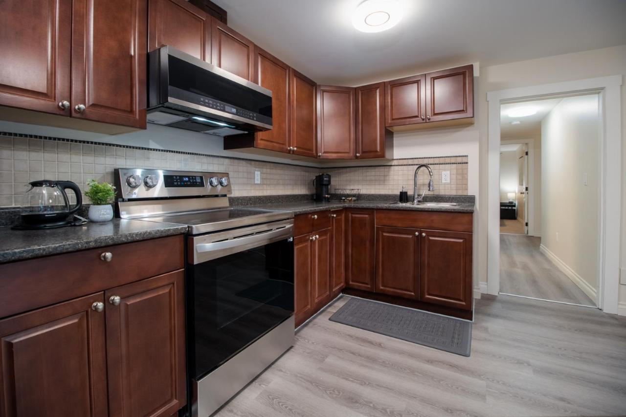 Bright Private Suite Near Departure Bay Beach Nanaimo Exterior foto